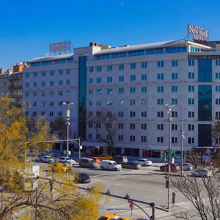 New Park Hotel