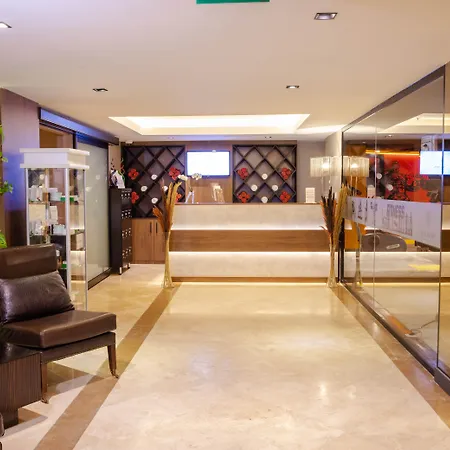 New Park Hotel 5*