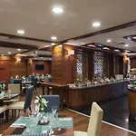 ホテル New Park 5*