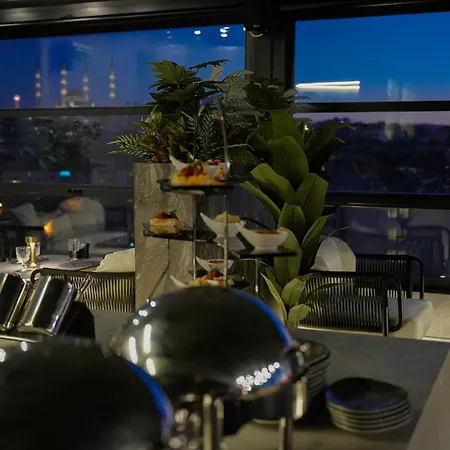 New Park Hotel 5*